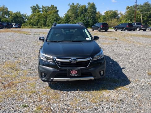 Used 2022 Subaru Outback Limited image 8