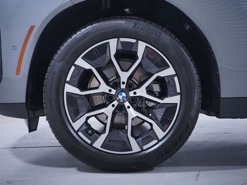 Used 2026 BMW X3 xDrive30i w/ Convenience Package AWD/4WD image 2