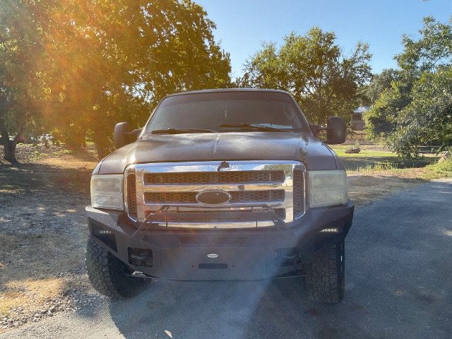Used 2005 Ford F250 XLT AWD/4WD image 1