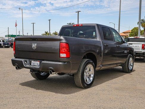 Used 2017 RAM 1500 Express w/ Express Value Package RWD image 4