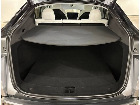 Used 2026 Tesla Model Y Long Range image 16