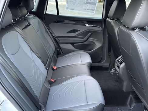 New 2026 Volkswagen Tiguan SE R-Line image 15