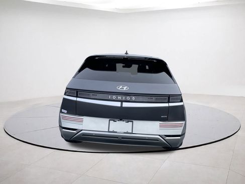 Used 2023 Hyundai Ioniq 5 Limited image 5