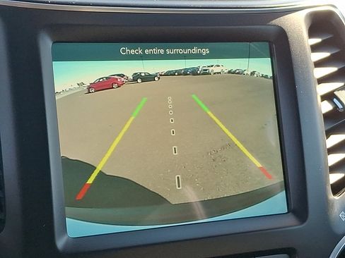 Certified 2021 Jeep Cherokee Latitude Lux 80th Anniv w/ Quick Order Package 26U 80TH image 18