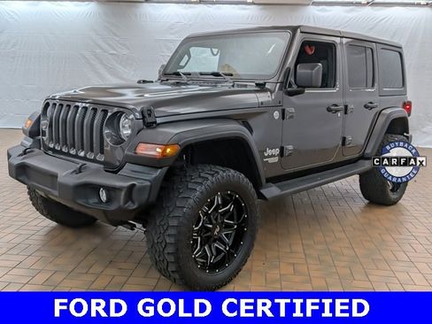 Used 2020 Jeep Wrangler Unlimited Sport S image 3