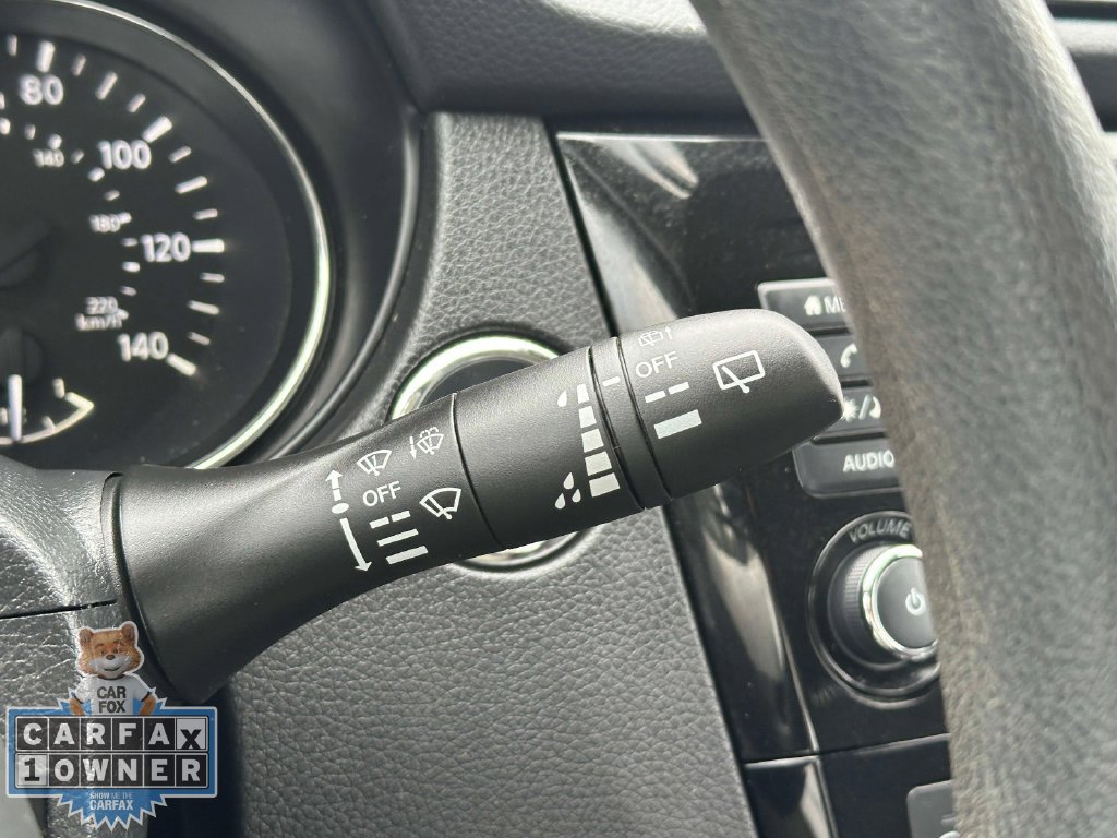 Used 2020 Nissan Rogue Sport SV AWD/4WD image 25