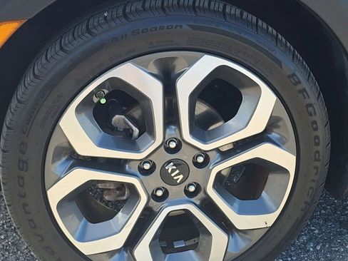 Used 2020 Kia Soul X-Line FWD image 7
