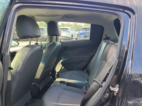 Used 2014 Chevrolet Spark LT FWD image 11