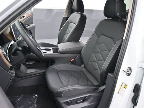 New 2026 Volkswagen Atlas SE image 39