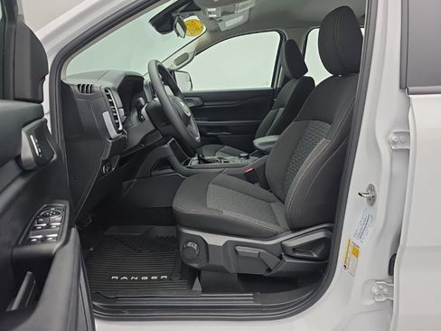 Used 2025 Ford Ranger XL w/ Trailer Tow Package image 14