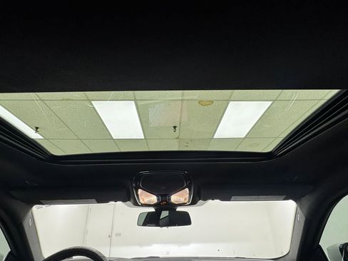 Used 2022 BMW 430i xDrive Coupe w/ M Sport Package image 28