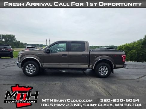 Used 2017 Ford F150 XLT w/ Equipment Group 301A Mid AWD/4WD image 5