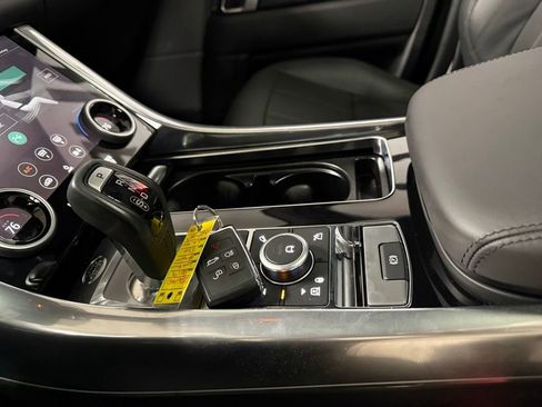 Used 2019 Land Rover Range Rover Sport Supercharged image 15