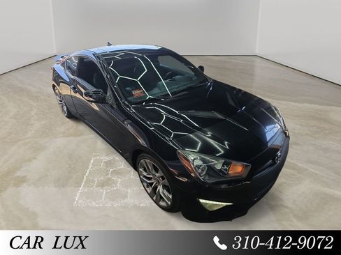 Used 2014 Hyundai Genesis 3.8 RWD image 16