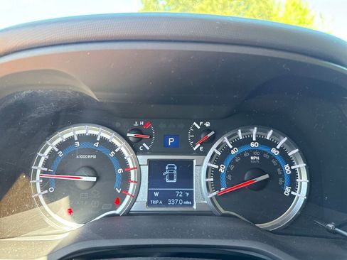 Used 2017 Toyota 4Runner Limited image 15