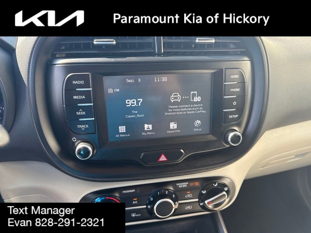 Used 2020 Kia Soul LX FWD image 21