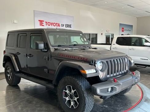 Used 2019 Jeep Wrangler Unlimited Rubicon w/ Cold Weather Group AWD/4WD image 5
