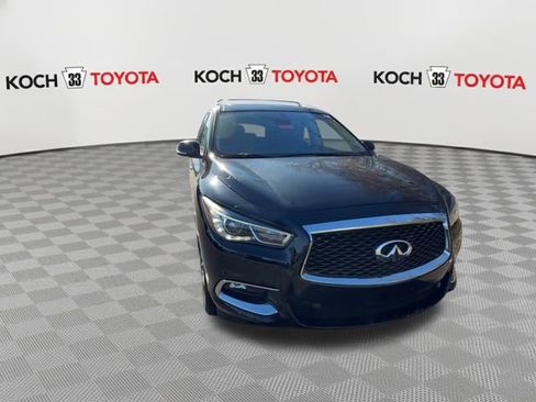 Used 2019 INFINITI QX60 Luxe w/ Sensory Package image 2