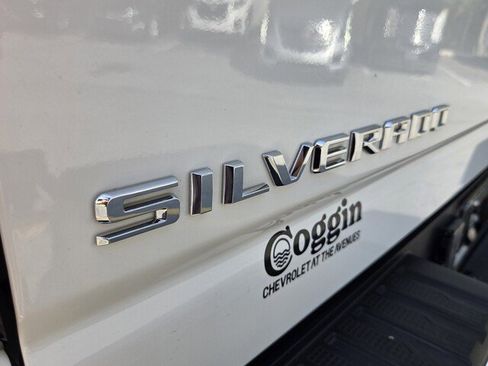 Used 2024 Chevrolet Silverado 2500 High Country w/ High Country Premium Package AWD/4WD image 33