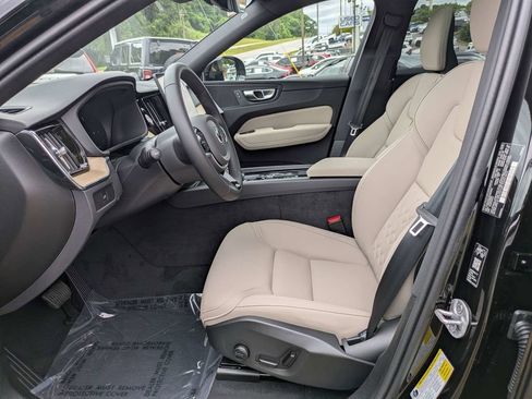 Used 2026 Volvo XC60 B5 Plus w/ Protection Package Premier AWD/4WD image 22