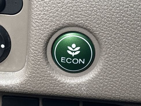 Used 2018 Honda Pilot EX-L image 32