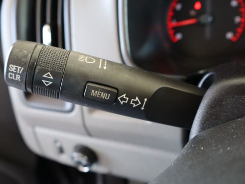 Used 2016 GMC Canyon 2WD Crew Cab w/ Convenience Package image 24