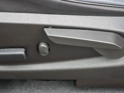 Used 2022 Chevrolet Colorado Z71 image 44