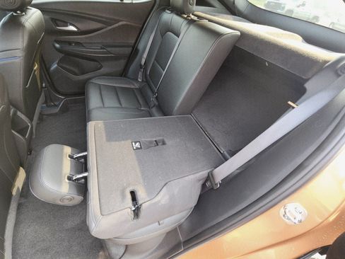 Used 2024 Buick Envista Sport Touring w/ Convenience I Package FWD image 19