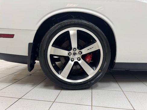 Used 2013 Dodge Challenger SRT8 w/ Harman Kardon Audio Group image 62