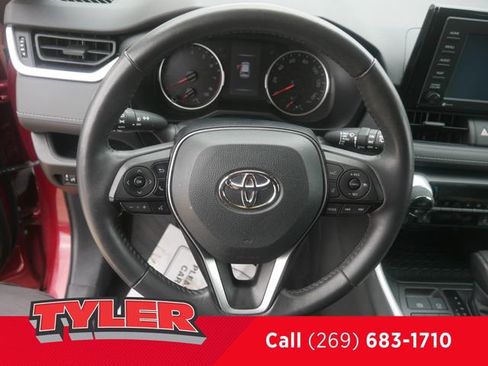 Used 2021 Toyota RAV4 XLE w/ Convenience Package AWD/4WD image 29