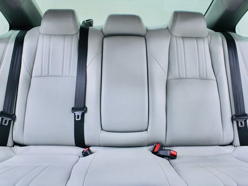 Used 2019 Honda Accord LX image 23