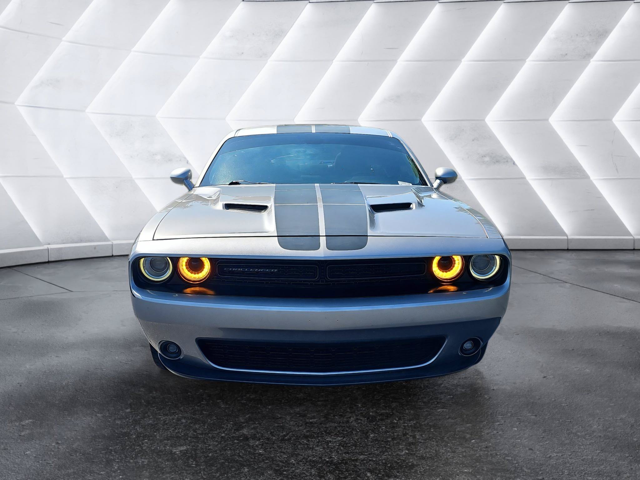 Used 2016 Dodge Challenger SXT w/ Blacktop Package RWD image 2