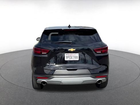 Used 2025 Chevrolet Blazer LT image 12