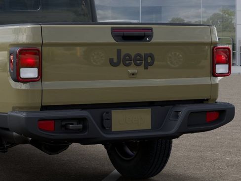 New 2026 Jeep Gladiator Sport AWD/4WD image 13