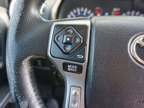 Used 2016 Toyota 4Runner Limited AWD/4WD image 7