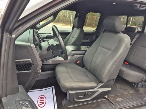 Used 2019 Ford F150 XLT w/ Equipment Group 302A Luxury image 11