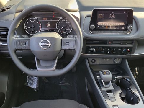 New 2026 Nissan Rogue S image 5