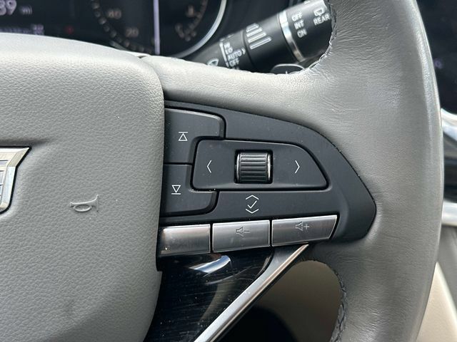 Used 2021 Cadillac XT6 Premium Luxury AWD/4WD image 24