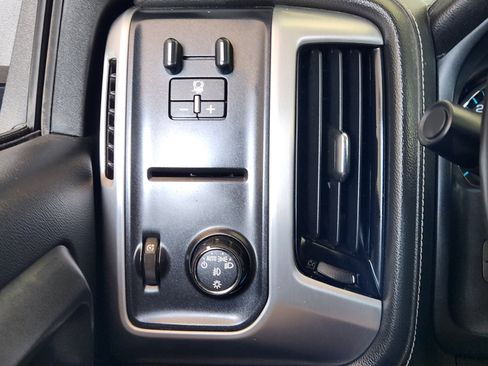 Certified 2017 GMC Sierra 2500 SLE w/ HD SLE Preferred Plus Package image 21