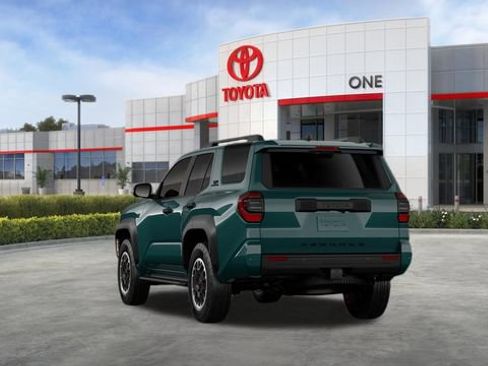 New 2026 Toyota 4Runner TRD Off-Road Premium AWD/4WD image 10