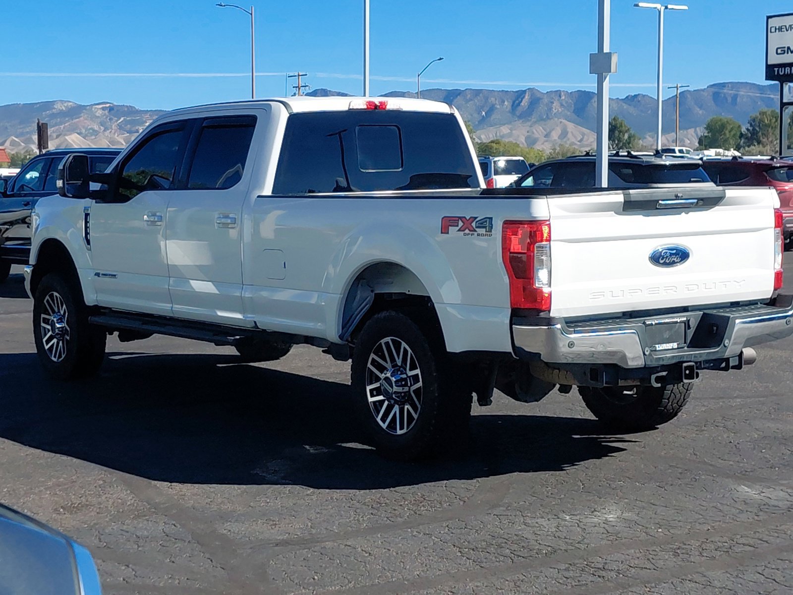 Used 2019 Ford F350 Lariat w/ Lariat Value Package AWD/4WD image 8