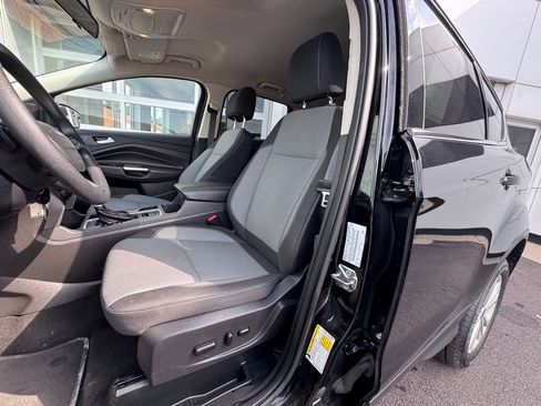 Used 2017 Ford Escape SE AWD/4WD image 12