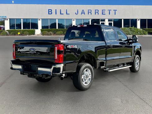 New 2026 Ford F250 XLT w/ XLT Premium Package image 4