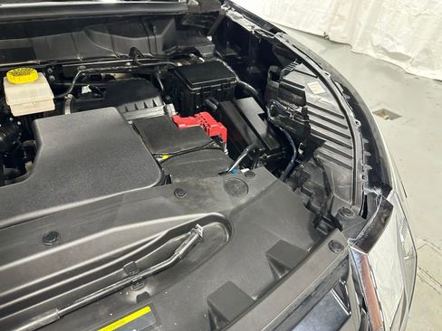 Used 2024 Nissan Pathfinder SL AWD/4WD image 64