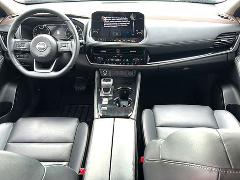 Used 2023 Nissan Rogue SL w/ SL Premium Package image 20