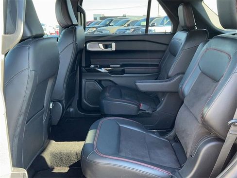 Used 2023 Ford Explorer ST-Line w/ Class IV Trailer Tow Package image 15