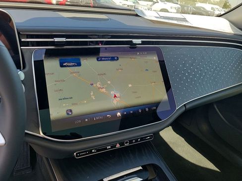 New 2025 Mercedes-Benz E 350 Sedan image 19