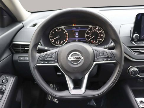 Used 2022 Nissan Altima 2.5 SV AWD/4WD image 21