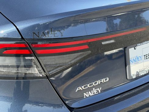 Used 2023 Honda Accord EX image 6