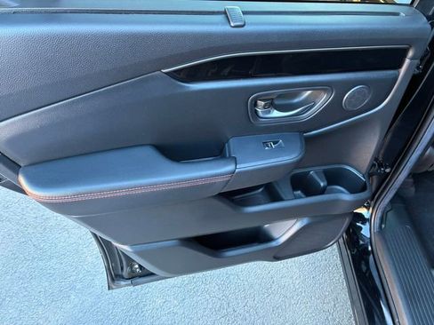 Used 2024 Honda Pilot TrailSport image 19